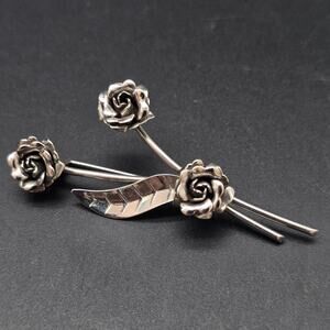 Flower Bud Rose Bud Brooch Silver Tone Vintage Costume Jewelry